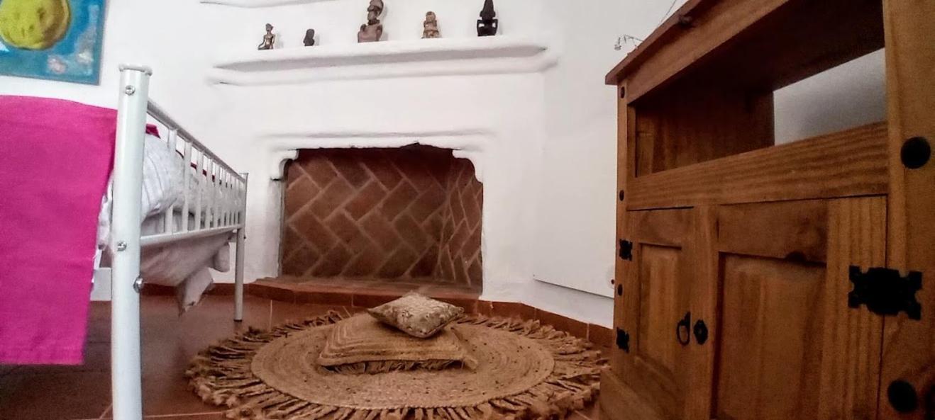 Posada Puente Romano Sedella エクステリア 写真